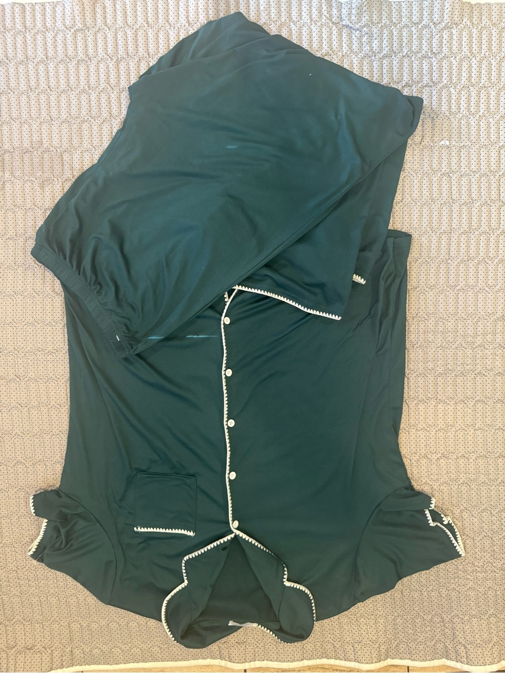 Womens Short Sleeve Button-Front Pajama Set - Dark Green - Picture 4 of 5